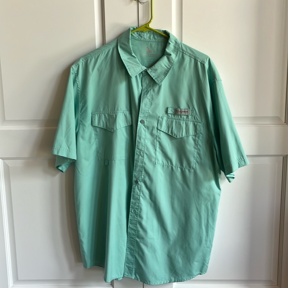 Field and stream fishing button down shirt sleeve shirt!